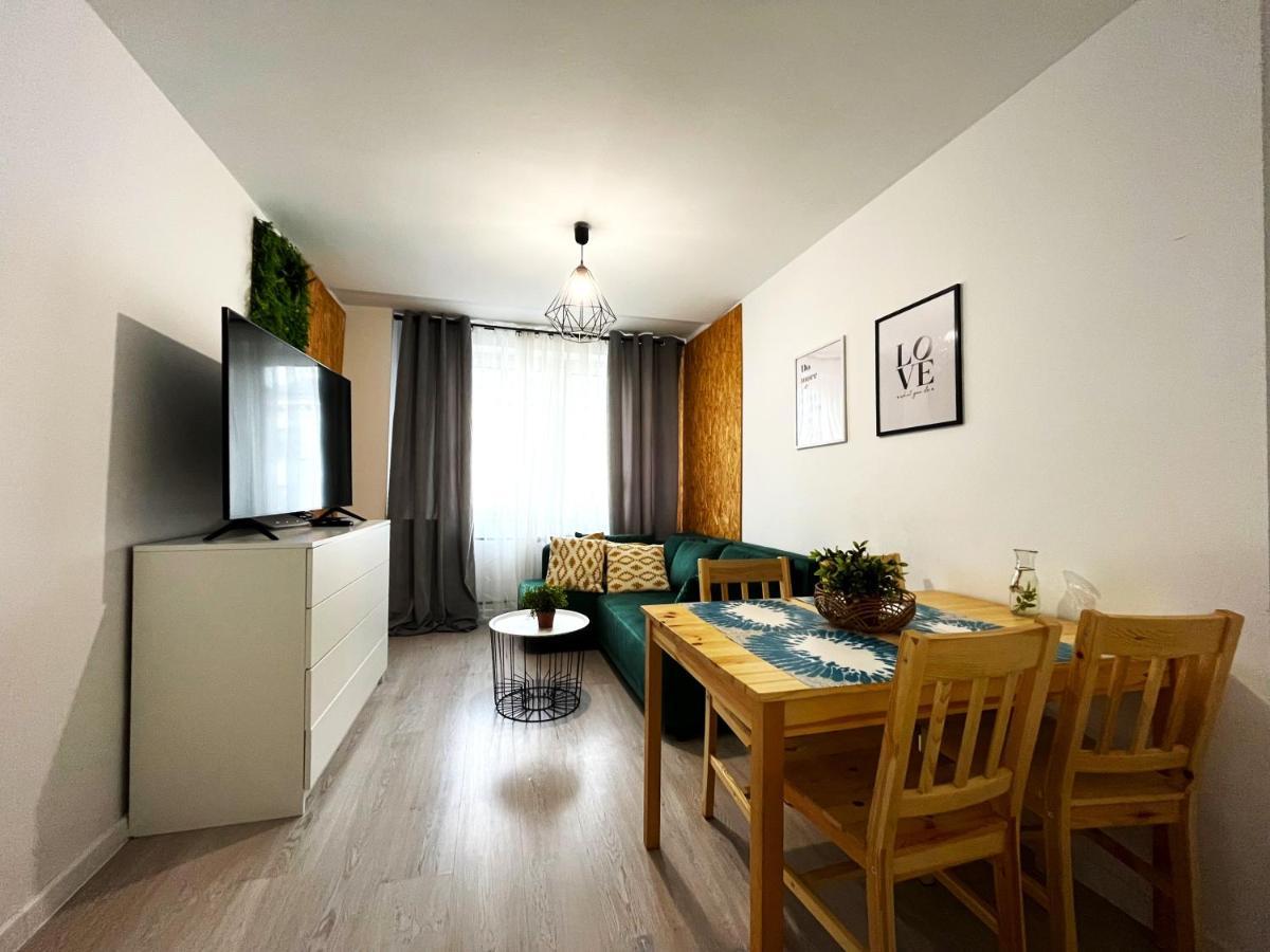 Traugutta Apartment ~ Self check-in 24h ~ Lift Breslavia Esterno foto