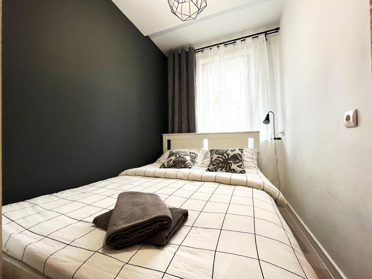 Traugutta Apartment ~ Self check-in 24h ~ Lift Breslavia Esterno foto